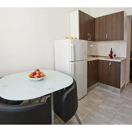 아파트 아파트먼트 그랜드 스플리트