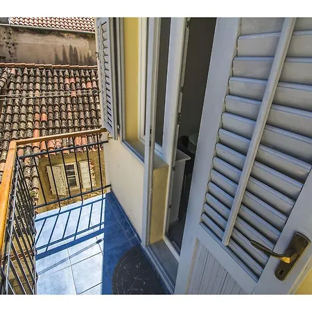 Apartment Grand Split