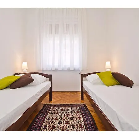 Apartment Grand Split