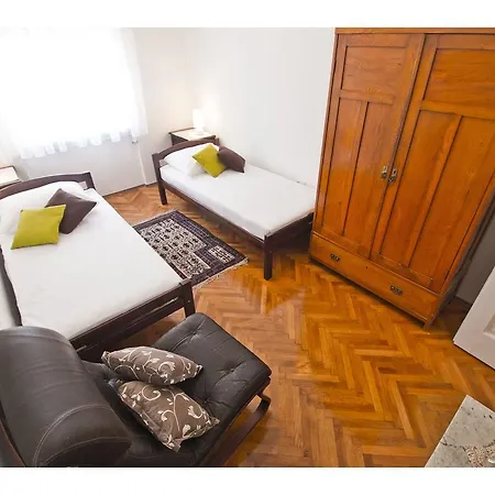 아파트먼트 그랜드 스플리트