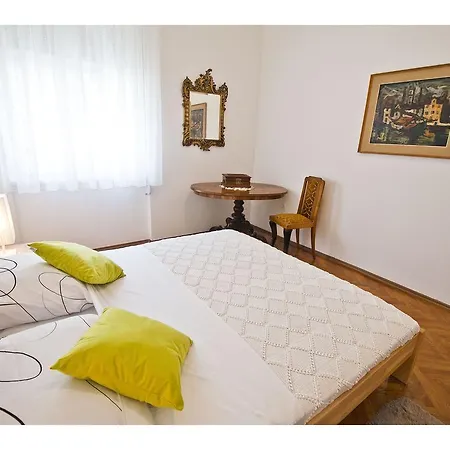 아파트먼트 그랜드